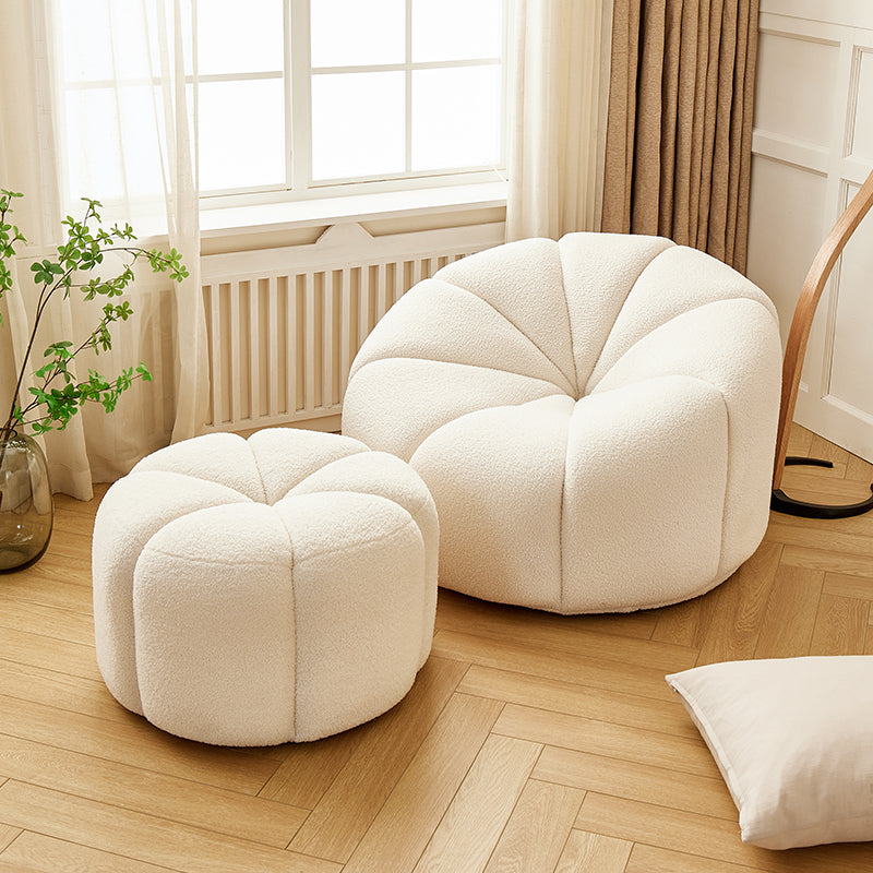 Arsav Pumpkin Armchair, White Boucle | DodiTec WC1