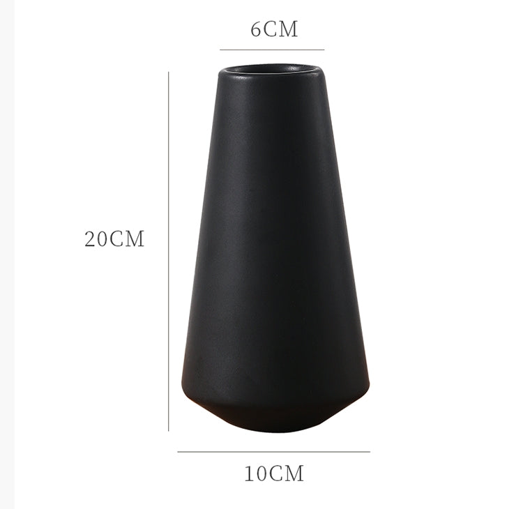 Ceramic Vase, Black/ White-DodiTec WC1