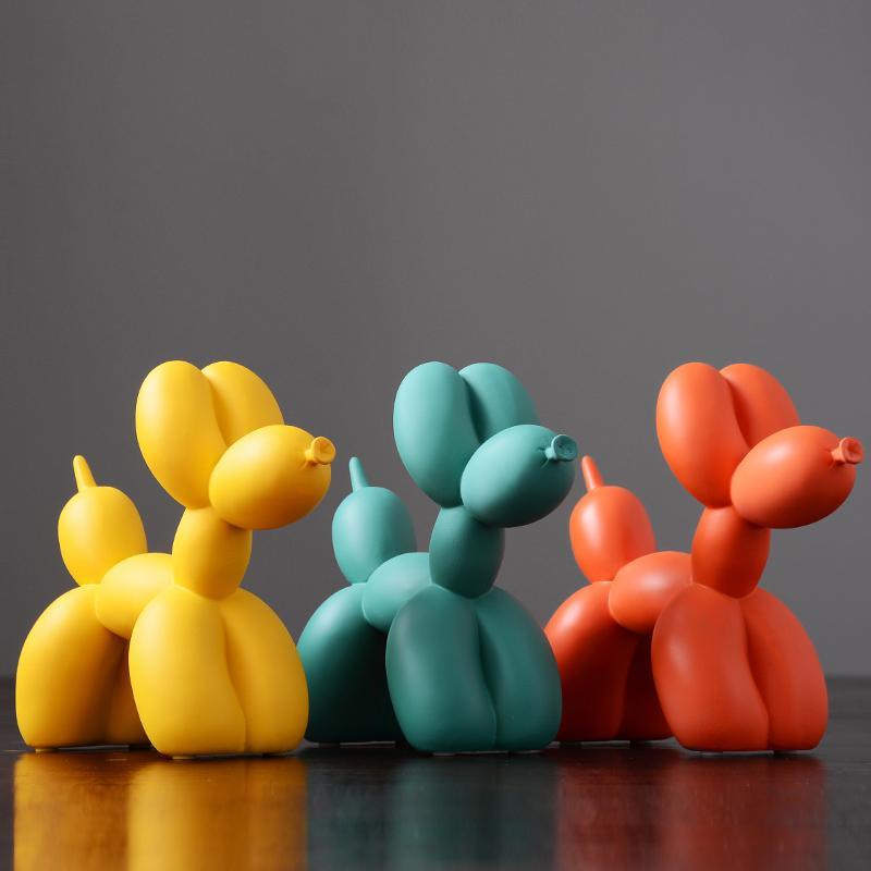 Decoration: A Set Of Three Balloon Dogs | DodiTec WC1