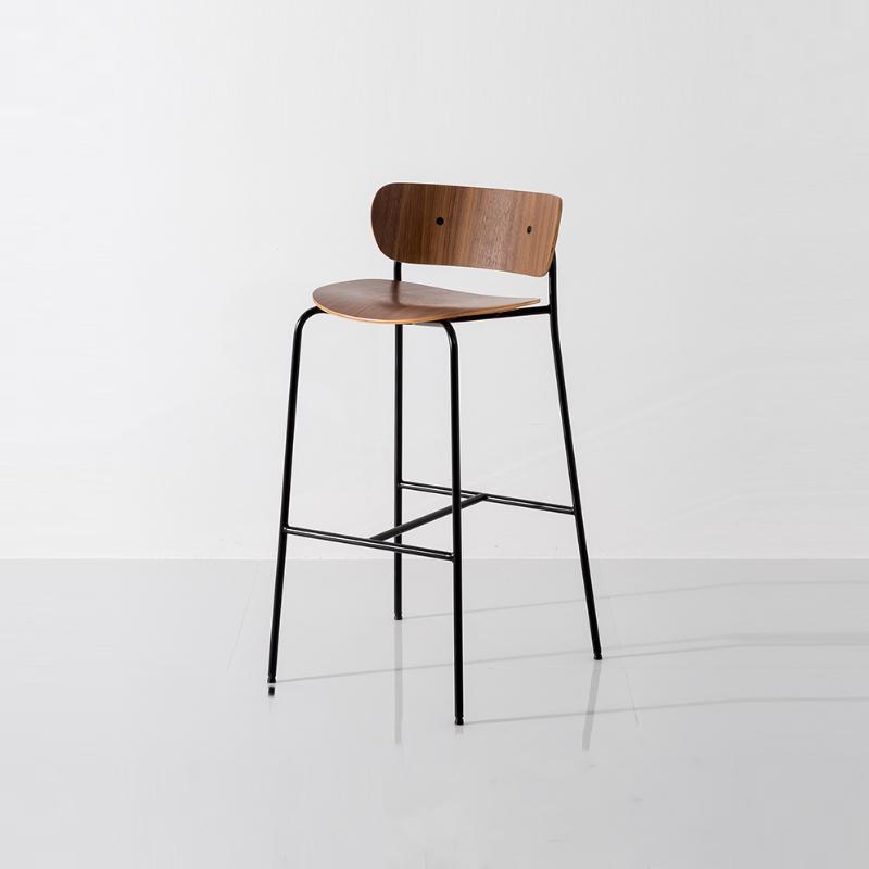 Thelma Bar Stool, Oak | DodiTec WC1