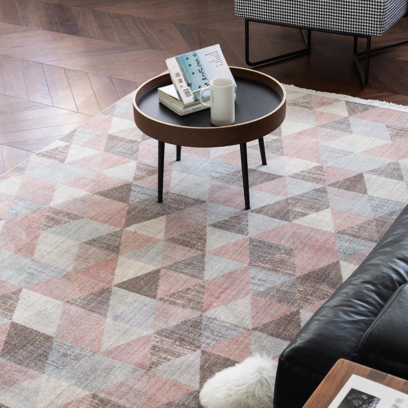 Triangle Starry Sky Rug | DodiTec WC1