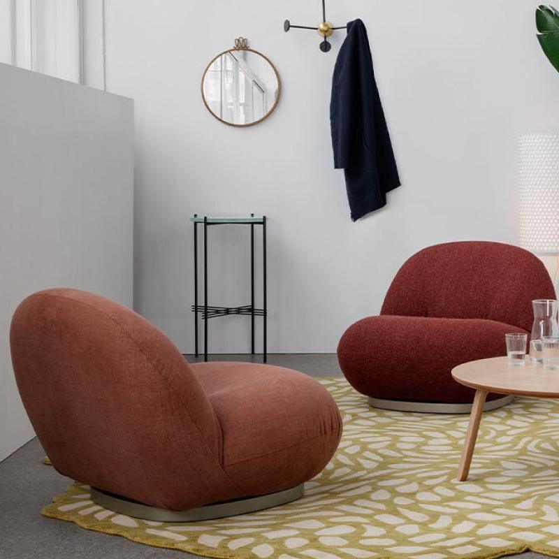 Gubi Pacha Chair, Boucle- | Get A Free Side Table Today